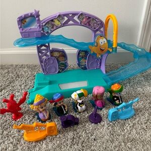Bubble Guppies Rock & Roll Stage Set